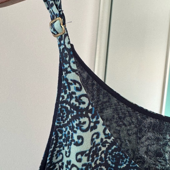 CAbi‎ Camisole Blue and Green Geometric Tank Top - Picture 3 of 12